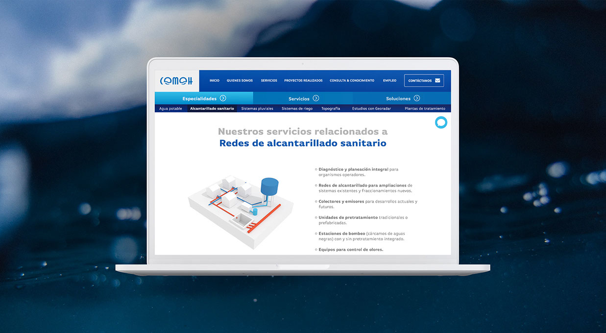 Imagen de una laptop mostrando el sitio web de comoh méxico